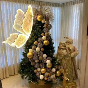 snow vinyl christmas tree sizes available at 6ft,7ft,8ft,10ft,12ft,15ft,20ft we costumize sizes